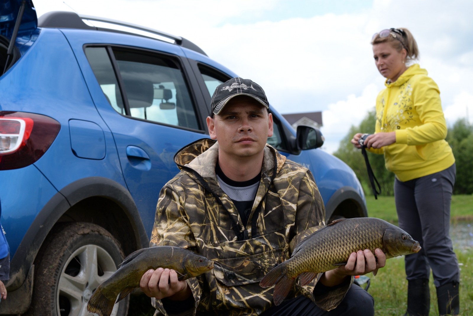 Рязань рыбалка сегодня. Рыбалка в Рязанской области. Платная рыбалка в Рязани. Самый большой карась в Рязанской области. Платник Рязань.
